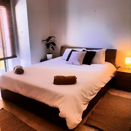 2 Bedroom 5min From The Sea