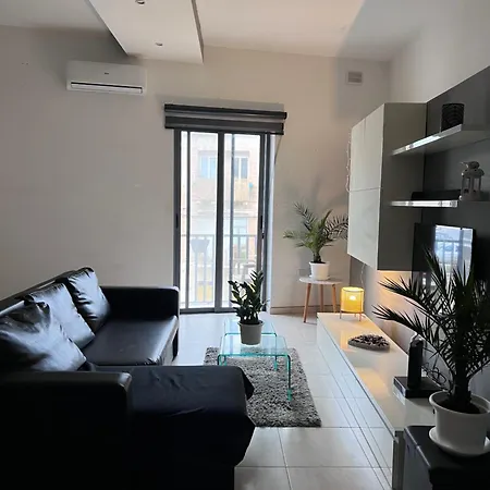 Apartment 2 Bedroom 5min From The Sea *