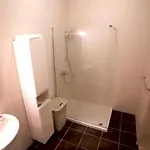 2 Bedroom 5min From The Sea *