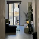 2 Bedroom 5min From The Sea *